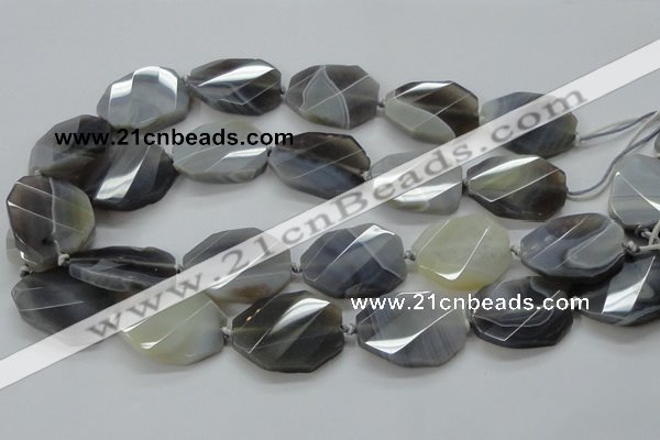 CAA263 25*30mm twisted & faceted octagonal grey line agate beads