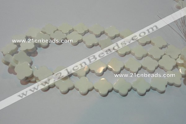 CAG3428 15.5 inches 20*20mm flower white agate gemstone beads