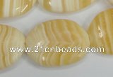 CCA218 15.5 inches 22*30mm oval yellow lace calcite beads