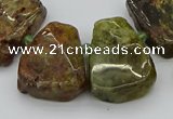 CTD3537 Top drilled 15*20mm - 25*30mm freeform green garnet beads