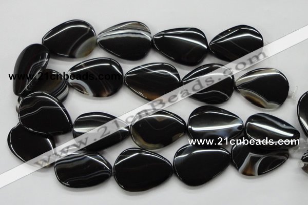 CAA271 15.5 inches 30*35mm flat teardrop black line agate beads