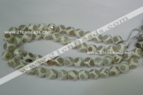 CAG4818 15 inches 14mm faceted round tibetan agate beads wholesale