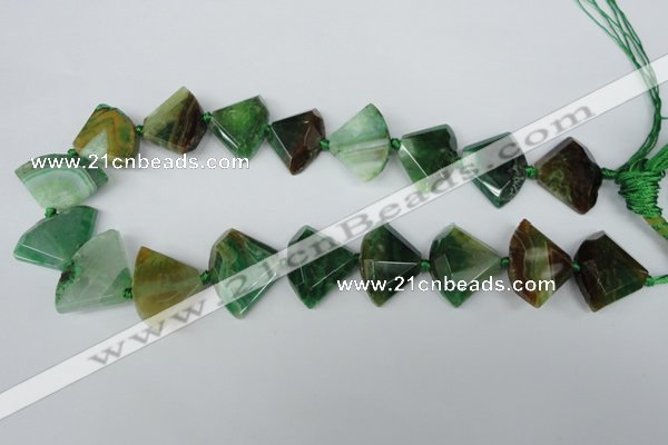 CAG5578 15 inches 20*25mm faceted triangle dragon veins agate beads