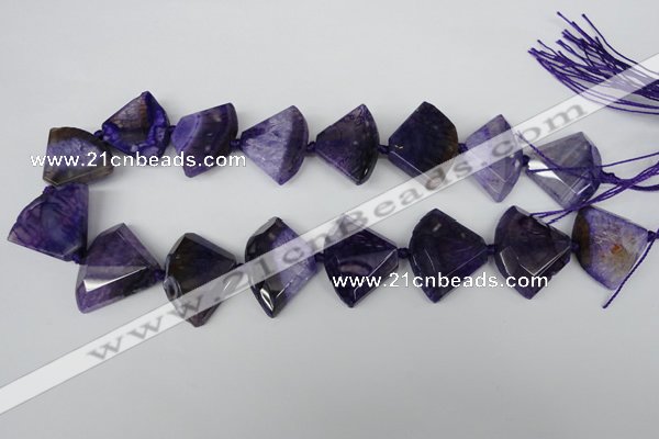 CAG5583 15 inches 20*30mm faceted triangle dragon veins agate beads