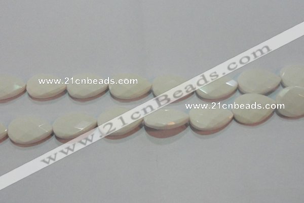 CAG7267 15.5 inches 15*20mm faceted flat teardrop white agate beads