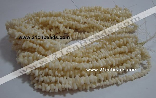 CCB93 15.5 inch 4*11mm irregular branch white coral chip beads