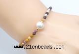 CFB840 4mm faceted round mookaite & potato white freshwater pearl bracelet