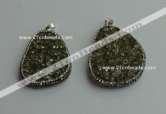 CGP569 30*45mm - 40*50mm freeform crystal glass pendants wholesale