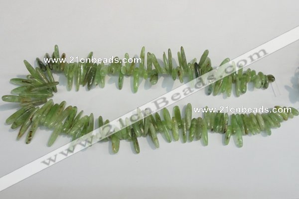 CKC71 15.5 inches 4*10mm – 6*35mm branch natural green kyanite beads