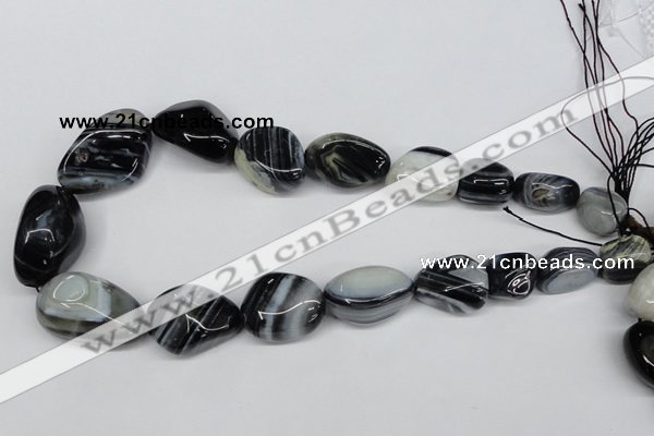 CNG85 15.5 inches 10*14mm - 25*35mm nuggets madagascar agate beads