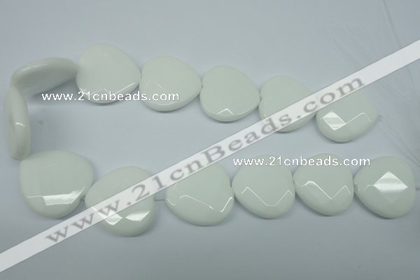 CPB316 15 inches 30*30mm faceted heart white porcelain beads