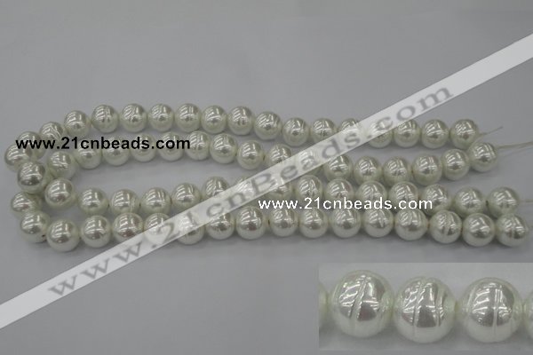 CSB610 15.5 inches 12mm whorl round shell pearl beads