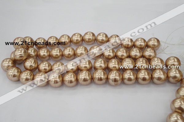 CSB645 15.5 inches 18mm whorl round shell pearl beads