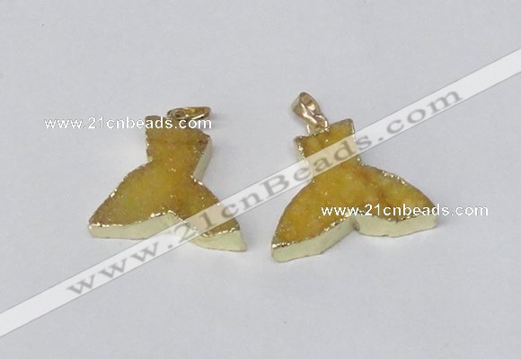 NGP2226 20*25mm - 22*30mm fishtail druzy agate gemstone pendants
