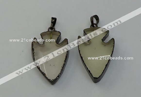 NGP6452 22*28mm - 25*35mm arrowhead lemon quartz pendants